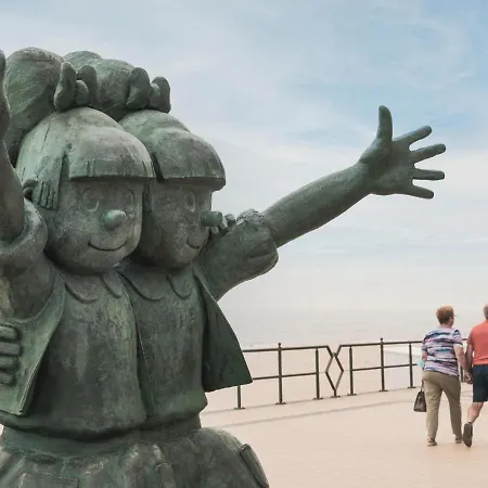 Bright With The Terrace *