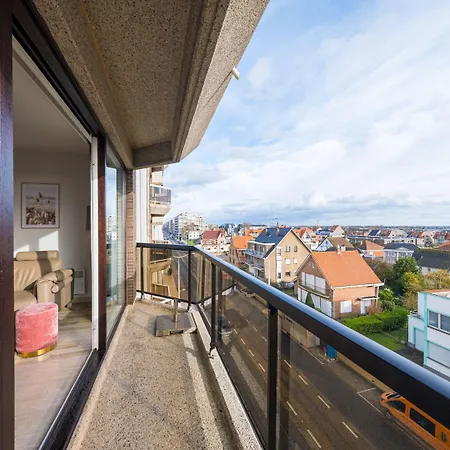 Bright With The Terrace Apartment *